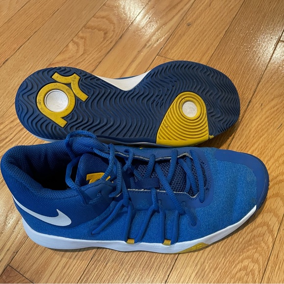 Nike KD Trey 5 V boys shoes size 7 blue yellow - Picture 3 of 5